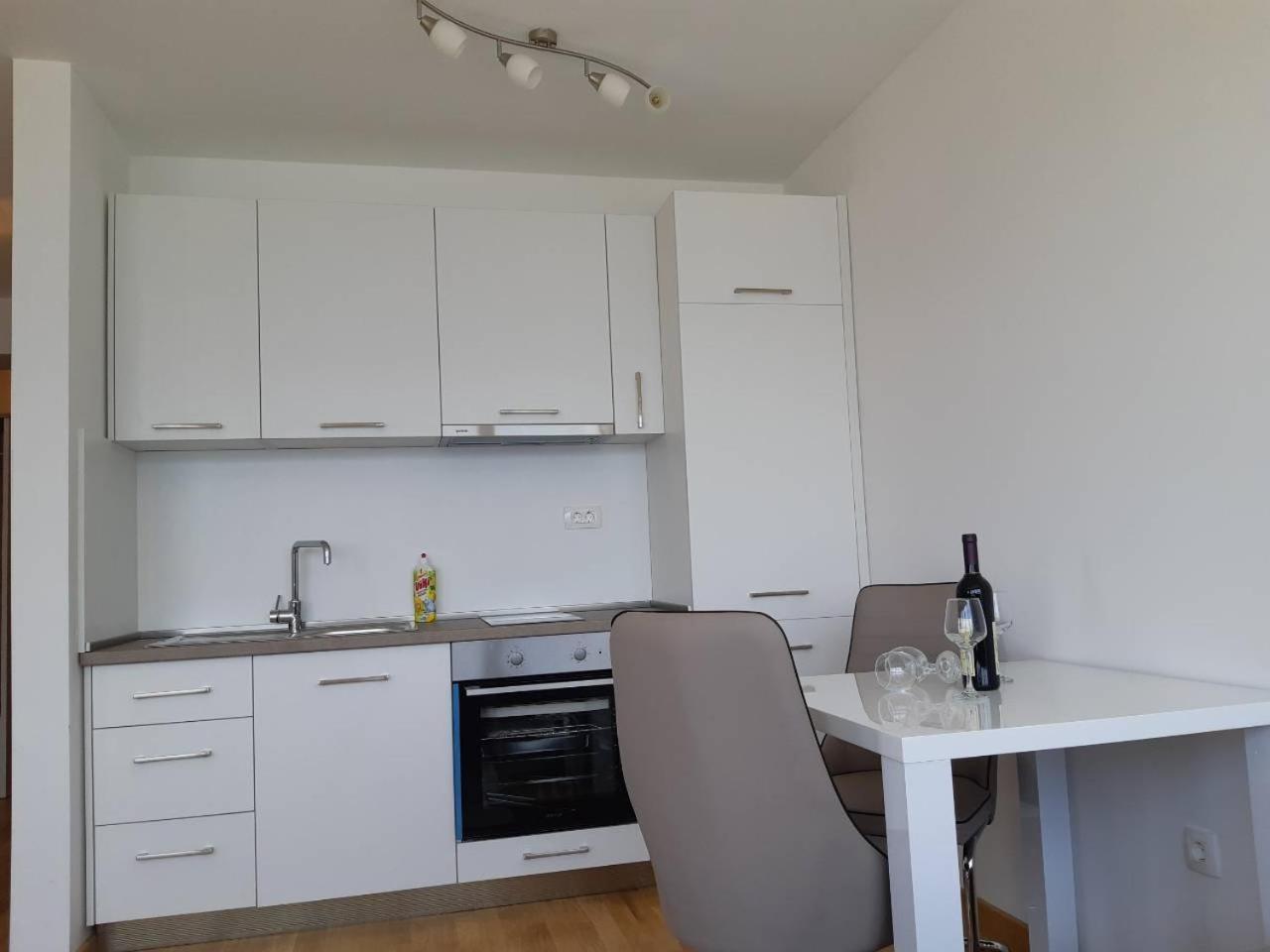 Stayinbudva Apartment Budva