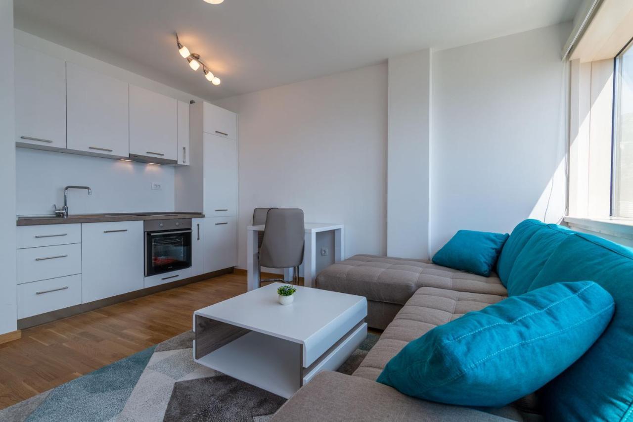 Apartment Stayinbudva *